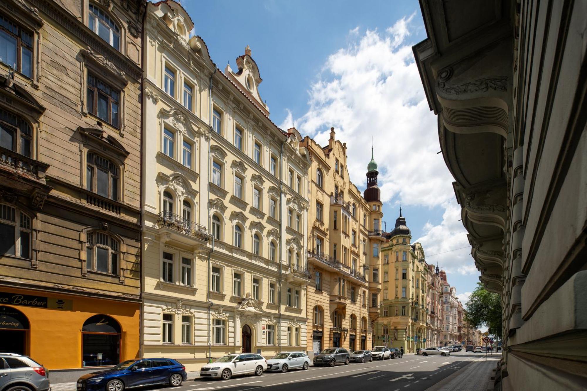 Amazing Apartment Zborovska ปราก ภายนอก รูปภาพ